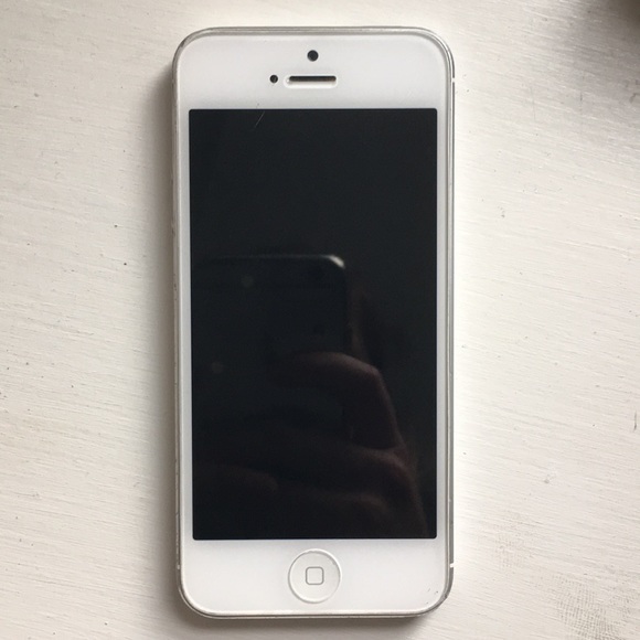 iphone 5 - Picture 1 of 2